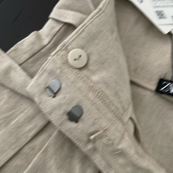 Zara Linen Blend Shorts with Fabric Belt - Picture 5 of 5